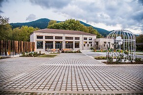 Oniropetra Boutique Hotel