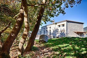 Oniropetra Boutique Hotel