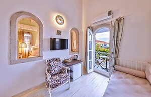 Cumbalı Konak Alaçatı