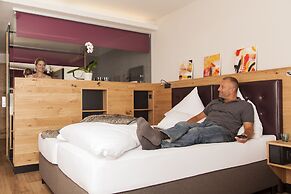 Anthony's Life & Style Hotel