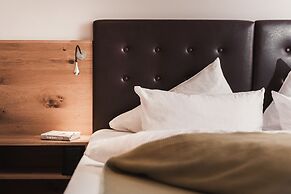 Anthony's Life & Style Hotel