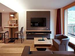 Anthony's Life & Style Hotel