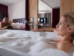 Anthony's Life & Style Hotel