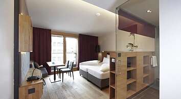 Anthony's Life & Style Hotel