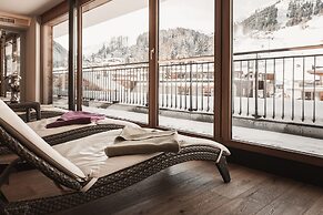 Anthony's Life & Style Hotel