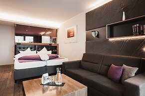 Anthony's Life & Style Hotel