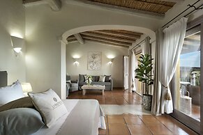 Li Finistreddi Exclusive Country Retreat