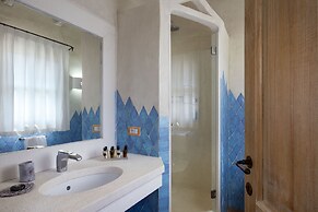 Li Finistreddi Exclusive Country Retreat