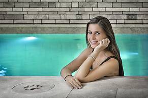 Li Finistreddi Exclusive Country Retreat