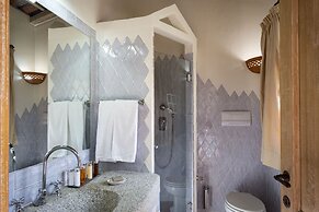 Li Finistreddi Exclusive Country Retreat