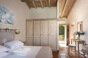 Li Finistreddi Exclusive Country Retreat