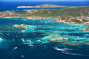 Li Finistreddi Exclusive Country Retreat