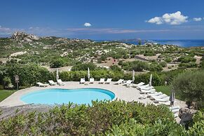 Li Finistreddi Exclusive Country Retreat