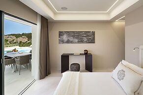 Li Finistreddi Exclusive Country Retreat