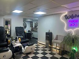 MCM Elegante Hotel and Conference Center Odessa