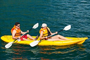 Halong Phoenix Cruiser