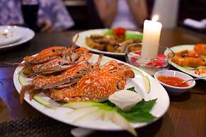 Halong Phoenix Cruiser