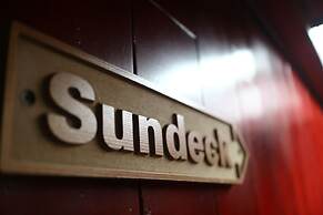 Halong Phoenix Cruiser