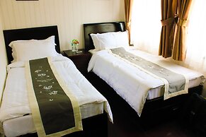 Halong Phoenix Cruiser