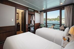 Halong Phoenix Cruiser