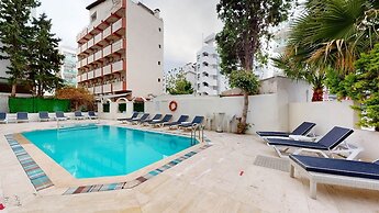 Moda Beach Hotel