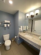 Ocean Surf Inn & Suites