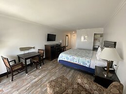 Ocean Surf Inn & Suites