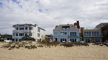 Ocean Surf Inn & Suites