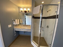 Ocean Surf Inn & Suites