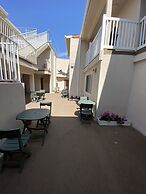 Ocean Surf Inn & Suites