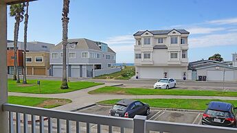 Ocean Surf Inn & Suites