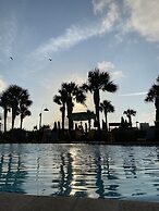 Seahorse Oceanfront Inn