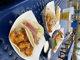 Seahorse Oceanfront Inn