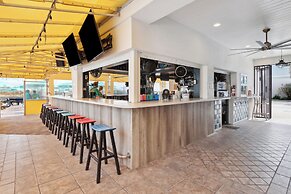 Seahorse Oceanfront Inn