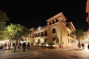 Hotel Casa Consistorial