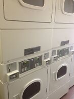 Inland Suites Lamar Street