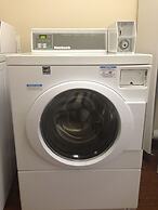 Inland Suites Lamar Street