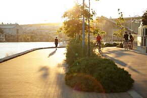 Level Vancouver - Yaletown Seymour