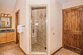 The Lodges at the Great Smoky Mountains