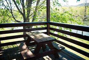 Country Hideaway at Mountain Lakes