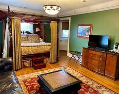 Inn at 835 Boutique Hotel