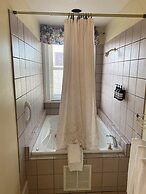 Inn at 835 Boutique Hotel