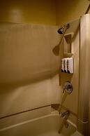 Snelling Motel