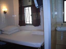 Maple Leaf Guest House