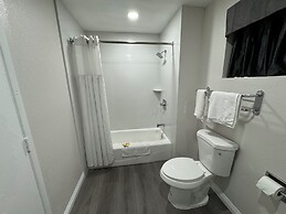 Five Star Inn West Covina