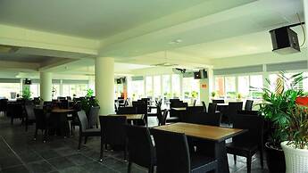 Sandunes Beach Resort & Spa