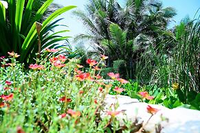 Sandunes Beach Resort & Spa