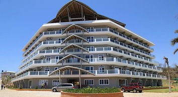 Sandunes Beach Resort & Spa