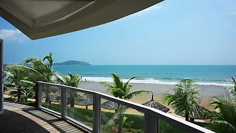 Sandunes Beach Resort & Spa