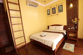 Natural Bungalows Restaurant and Bar